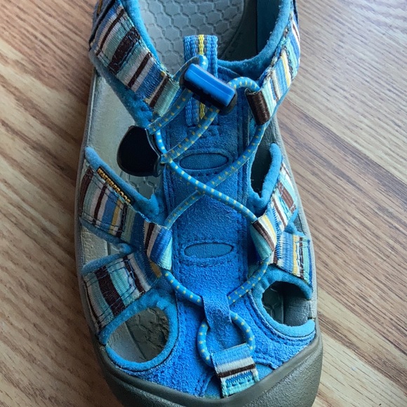 Keen Waterproof Slip On Sandals - Picture 2 of 8